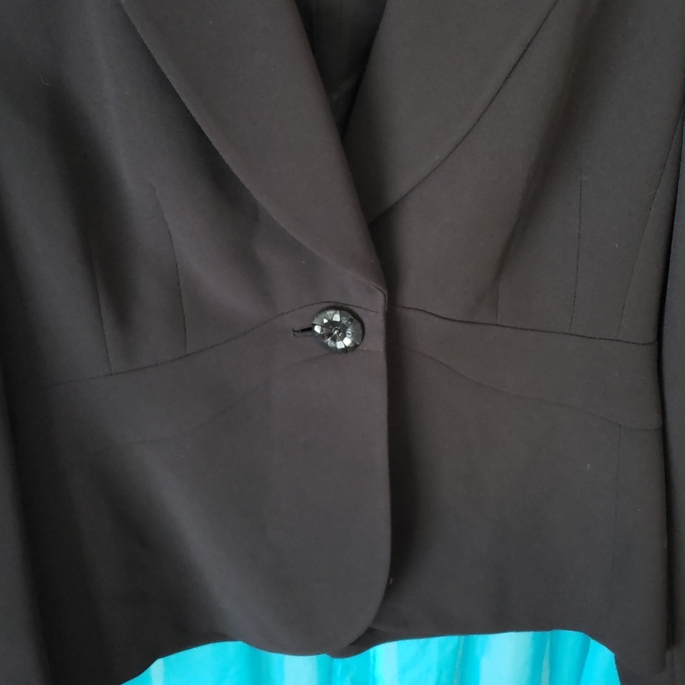 Loft Blazer - Picture 3 of 6
